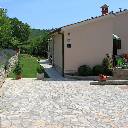 Appartement With A Parking Space Trget, Rasa - 7446